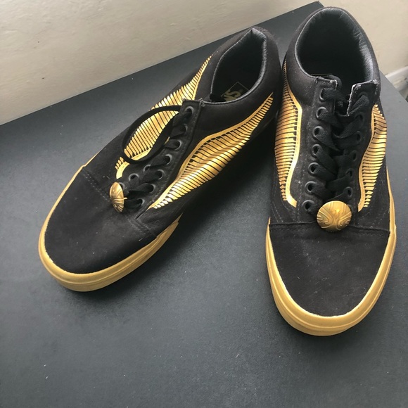 Harry Potter Quidditch Vans sneakers - Picture 2 of 3